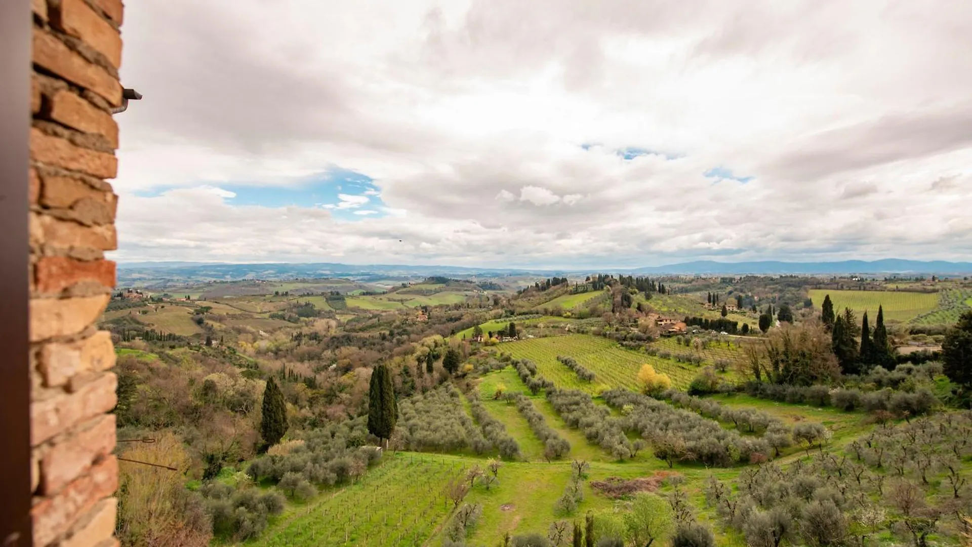 Apartamento Bellavista Free Parking City Center San Gimignano