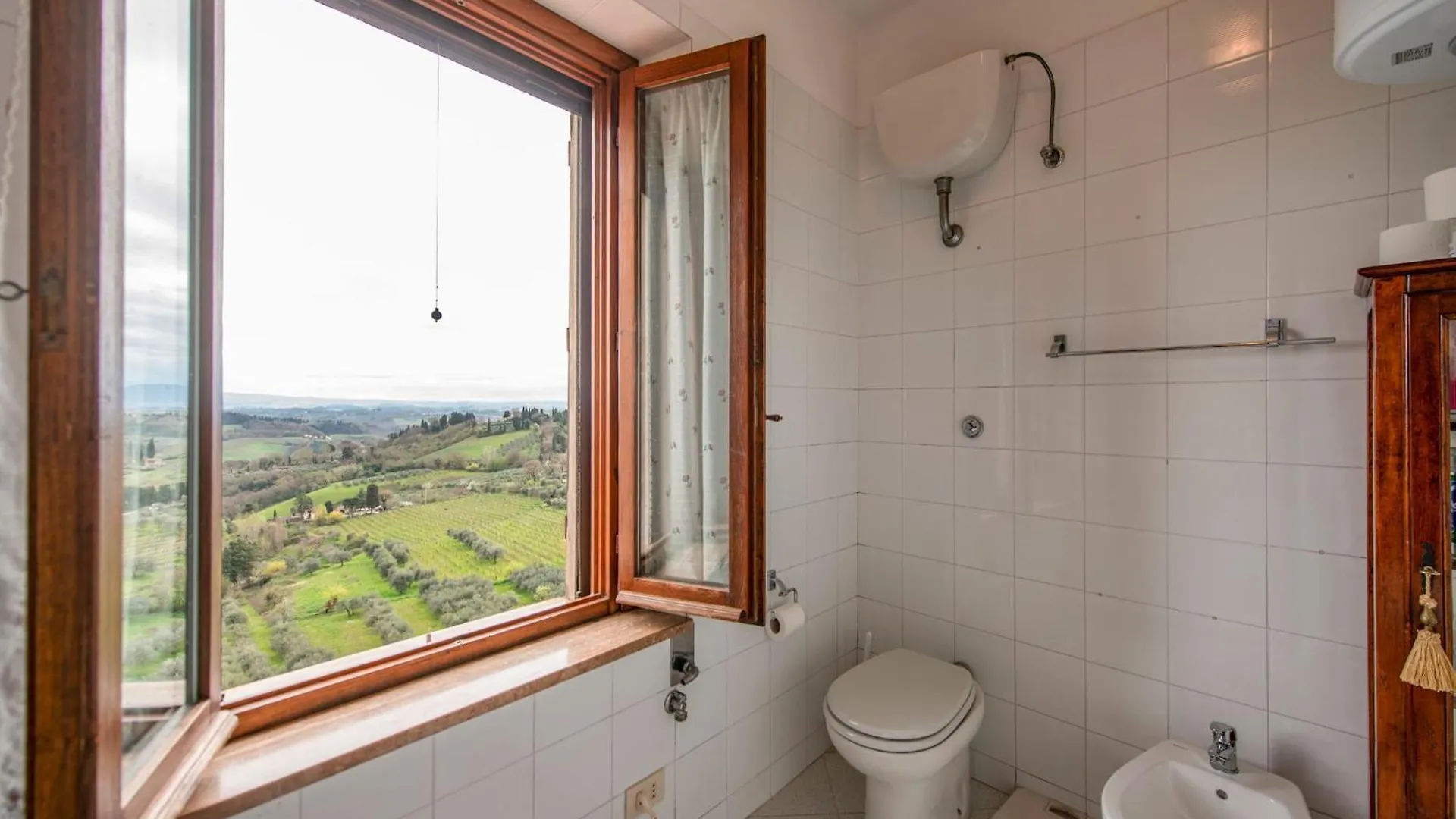 Apartamento Bellavista Free Parking City Center San Gimignano