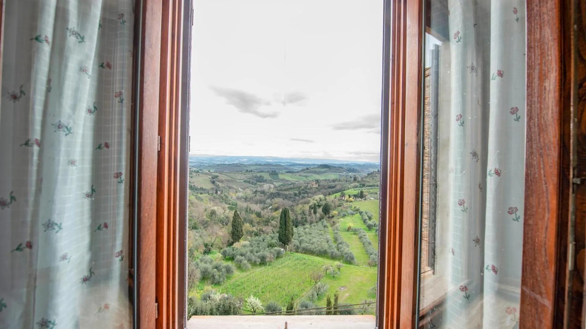 Bellavista Free Parking City Center San Gimignano Apartment