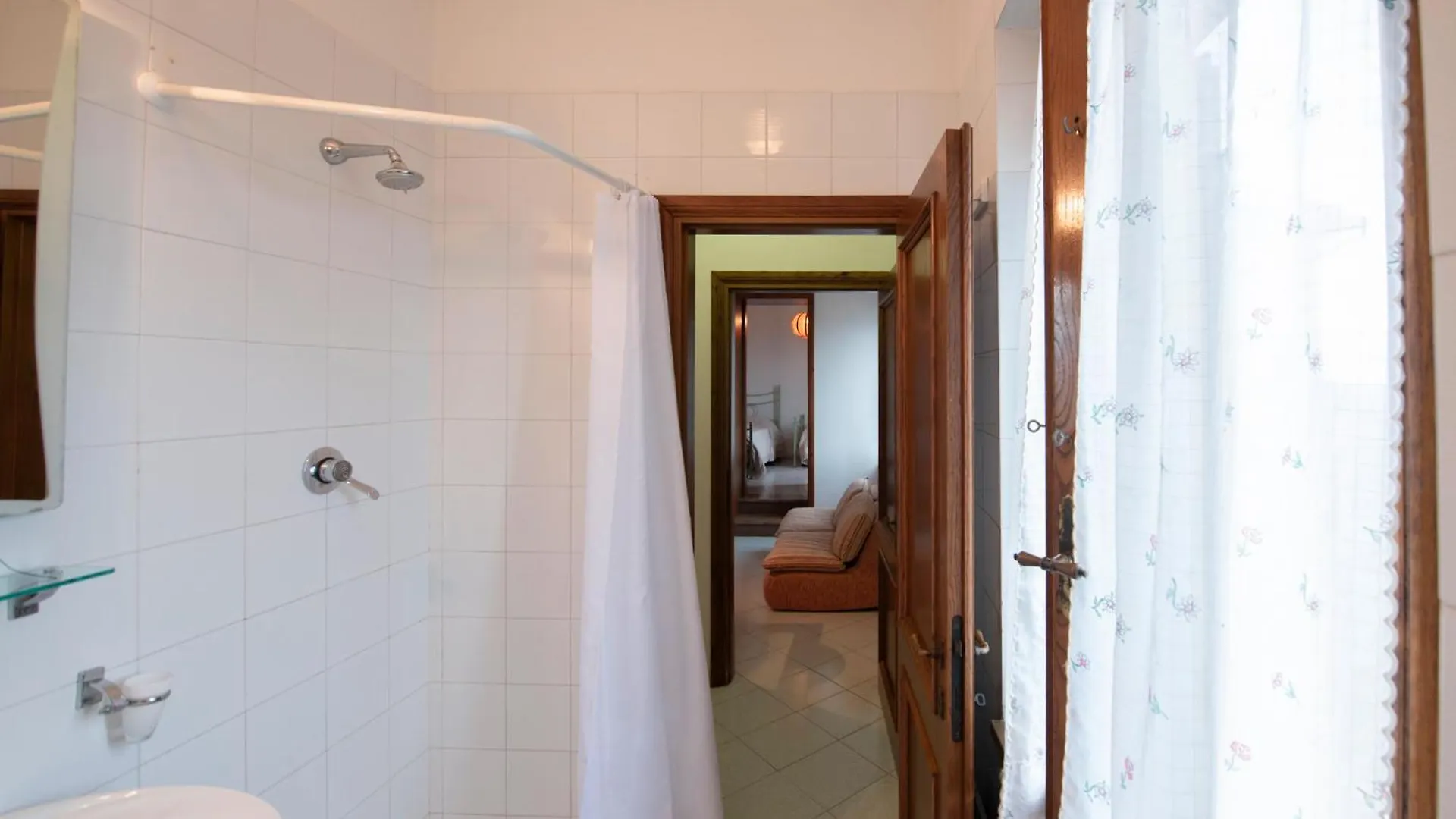 Bellavista Free Parking City Center San Gimignano